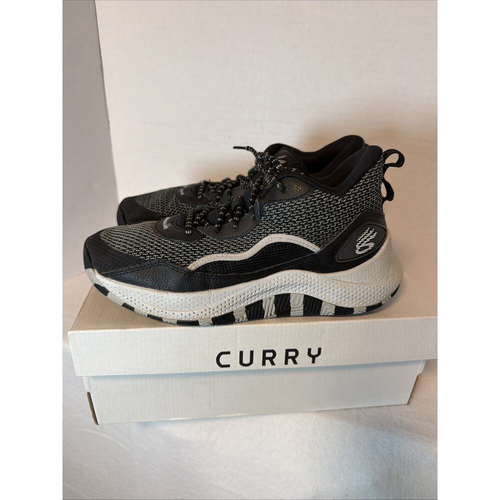 Under Armour CURRY 3Z 24 Basketball Shoes 3027626-001 Men’s 8.5 Black/grey